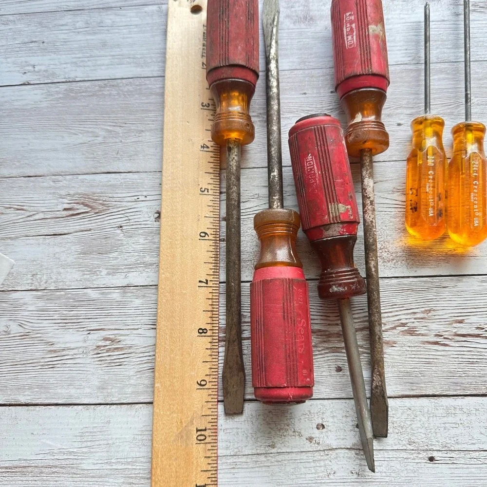 Vintage Screwdrivers Lot Sears Companion Crescent USA Red & Amber Handles Tools‎